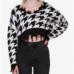 Just Polly Distressed Cropped Houndstooth V Neck Sweater Fall Winter Grunge